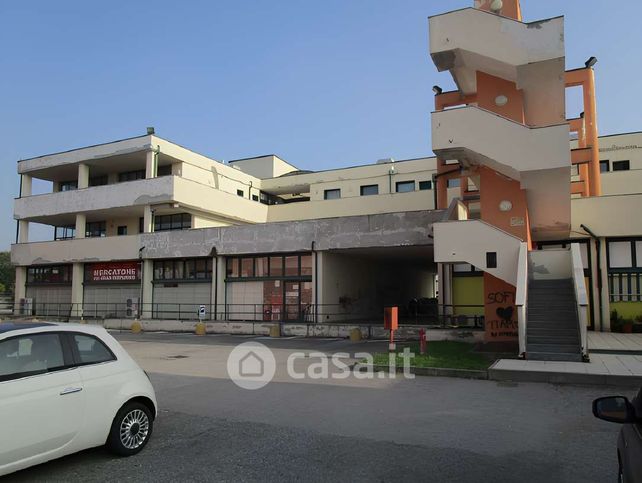 Ufficio in commerciale in Corso Italia