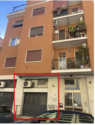 Appartamento in residenziale in Via Termopili 5