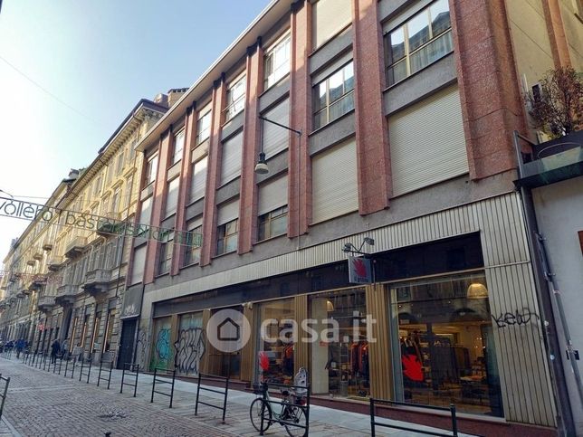 Appartamento in residenziale in Via Carlo Alberto 38