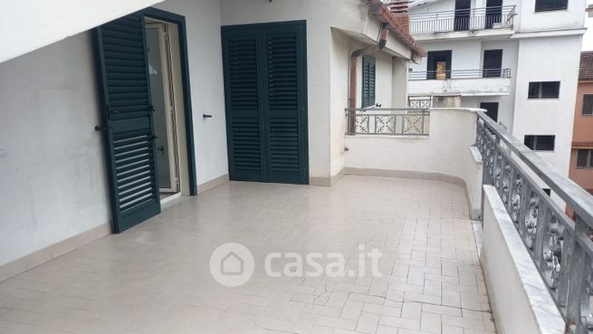 Attico/mansarda in residenziale in Via Massimo Troisi 13