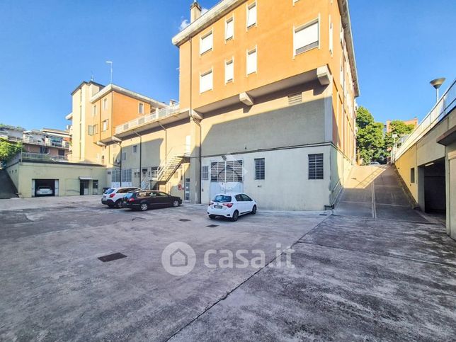 Capannone in commerciale in Via San Giuseppe 23