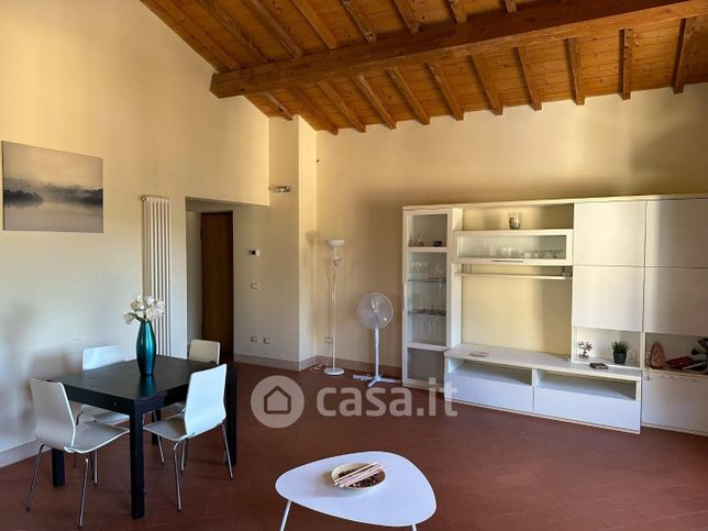 Appartamento in residenziale in Via di Villa 1