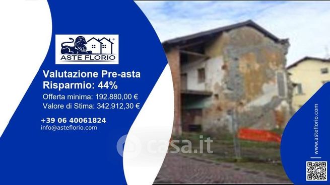 Rustico/casale in residenziale in Via XXV Aprile