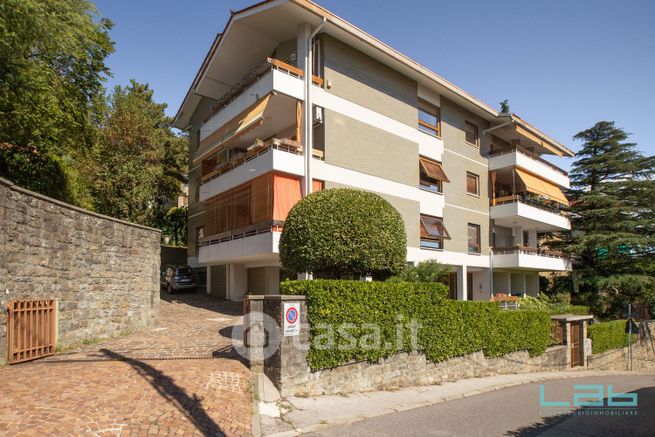 Attico/mansarda in residenziale in Via di Romagna 107