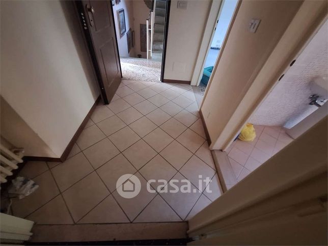 Ufficio in commerciale in 