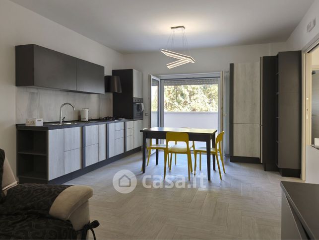 Appartamento in residenziale in Via Manin