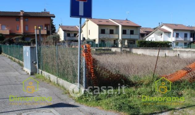 Terreno agricolo in commerciale in Via Eulero