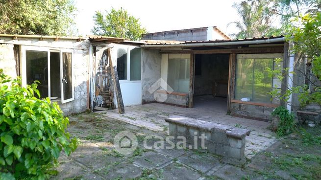 Terreno agricolo in commerciale in Via Flavio Gioia