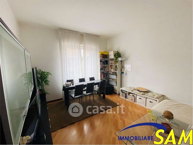 Appartamento in residenziale in Via Melzo 6