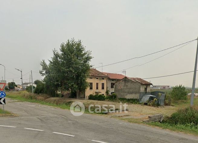 Villa in residenziale in Strada Canale di Busseto 3