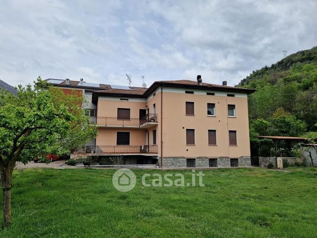 Casa indipendente in residenziale in Via Nazionale 50A