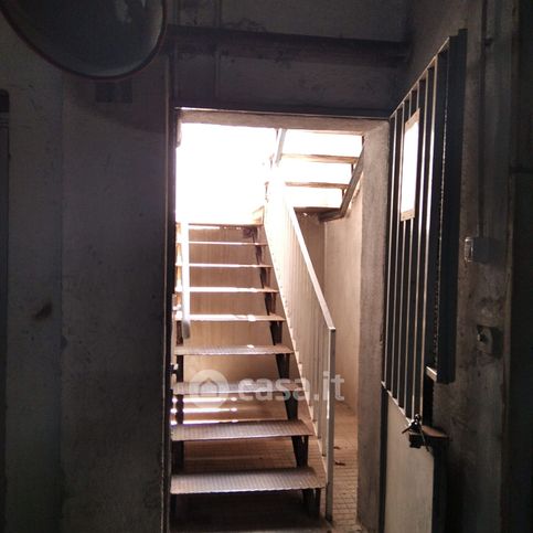 Box/posto auto in residenziale in Servio Tullio