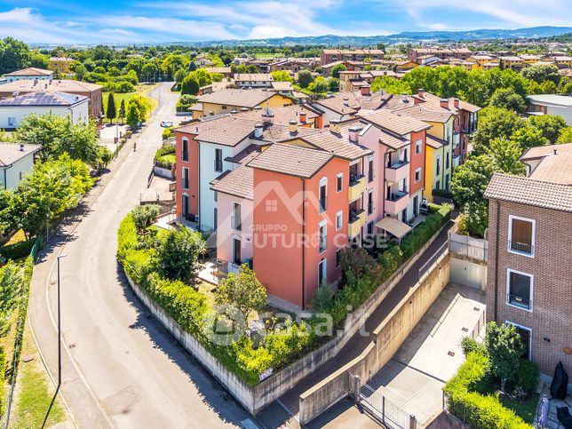 Appartamento in residenziale in Via Mario Piccinini