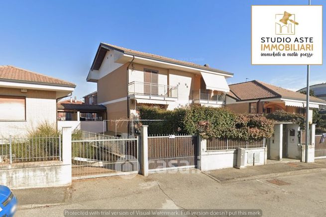 Villetta a schiera in residenziale in Via Isonzo 6