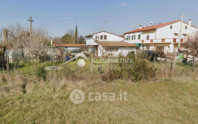 Casa indipendente in residenziale in Via Rotina 78