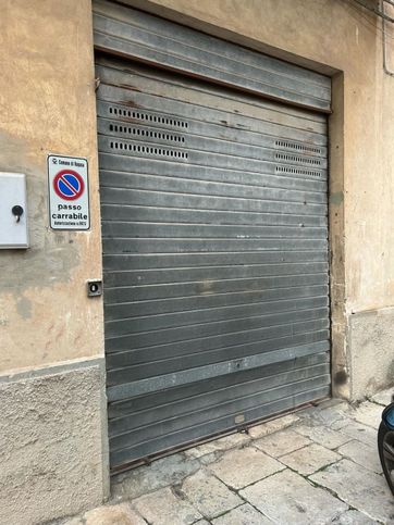 Garage/posto auto in residenziale in Via Giosuè Carducci