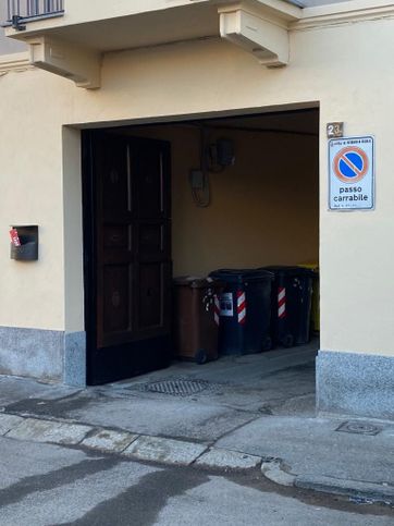 Garage/posto auto in residenziale in Via Filippo Juvarra 23