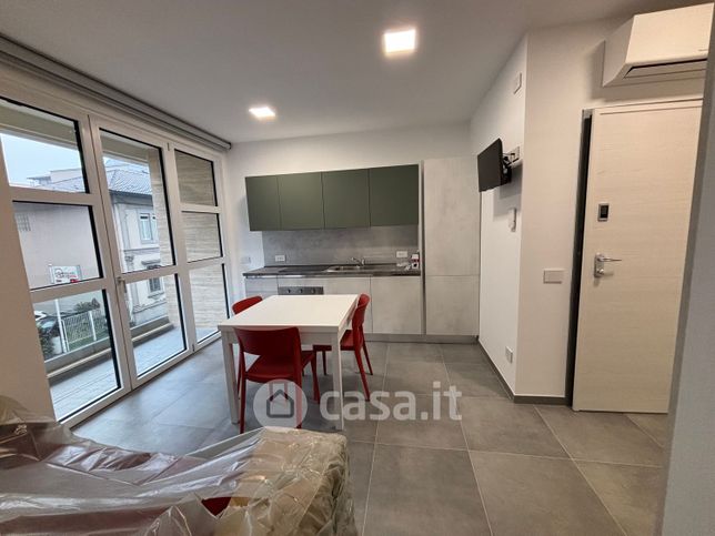 Appartamento in residenziale in Via Angelo Maj