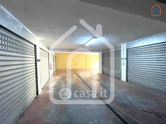 Box/posto auto in residenziale in Via Sottotenente Donato de Ceglie 22