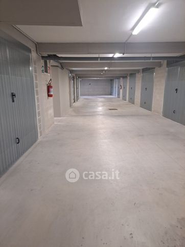 Box/posto auto in residenziale in Via Ciccarone
