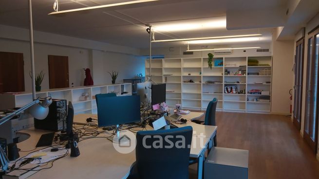 Ufficio in commerciale in Via Callalta