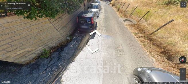 Box/posto auto in residenziale in Via Luigi Settembrini