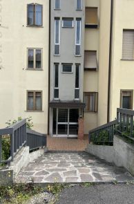 Appartamento in residenziale in Via della Businga 7