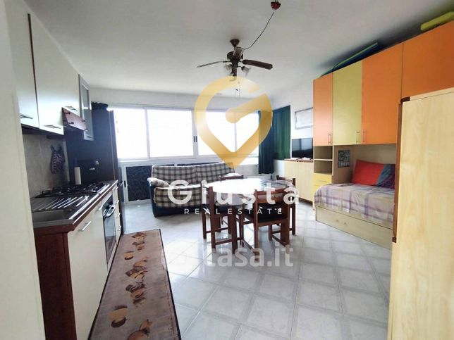 Appartamento in residenziale in Via dell'Ostrica 18