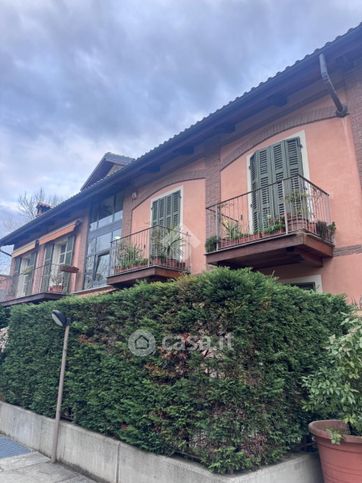 Appartamento in residenziale in Via G. B. Rossano 11