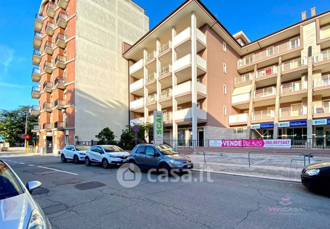 Box/posto auto in residenziale in Via Conversano