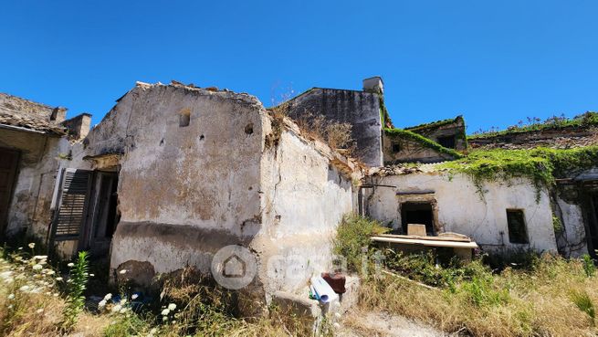 Villa in residenziale in Via Pomara 18