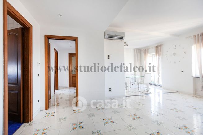 Appartamento in residenziale in Via Luca Giordano
