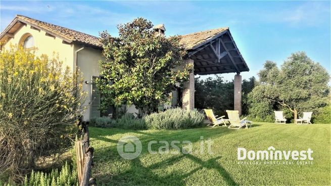 Villa in residenziale in Strada Poggio la Pescia