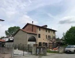 Appartamento in residenziale in Via Luigi Einaudi