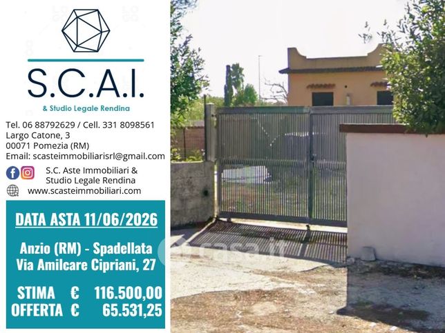 Casa bi/trifamiliare in residenziale in Via Amilcare Cipriani 27