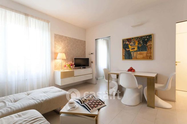 Appartamento in residenziale in Via Galvano Fiamma 40