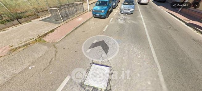 Box/posto auto in residenziale in Via Stamira