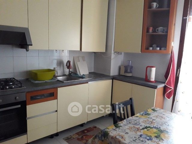 Appartamento in residenziale in Via Cisa 142