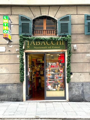 Attivitã /licenza (con o senza mura) in commerciale in Via XXV Aprile 34