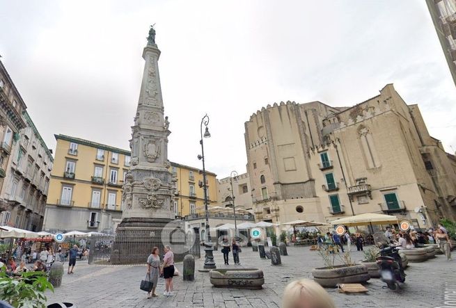 Attivitã /licenza (con o senza mura) in commerciale in Piazzetta Nilo