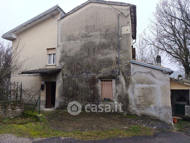 Casa indipendente in residenziale in sivizzano