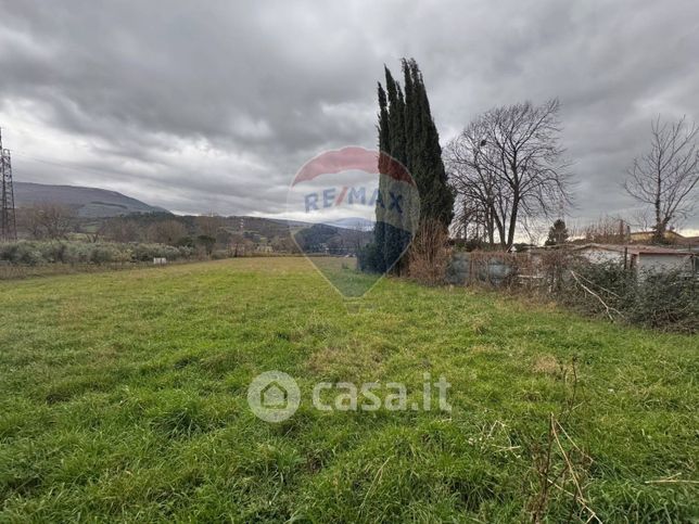 Terreno agricolo in commerciale in Via A. Canova