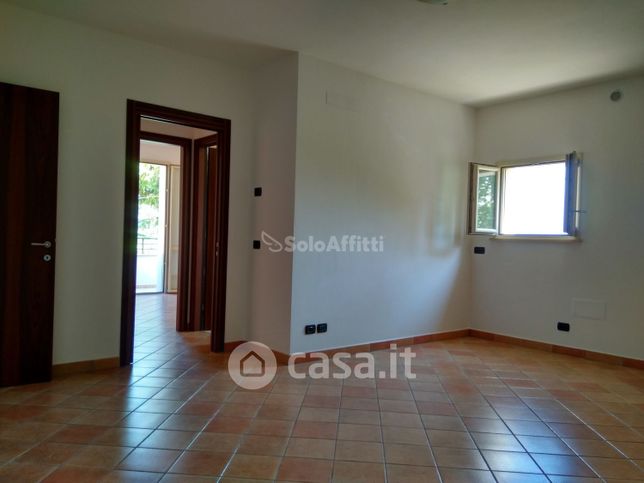 Appartamento in residenziale in Via Circonvallazione