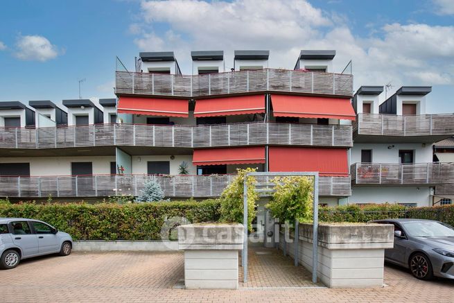 Appartamento in residenziale in Via Settimo 190
