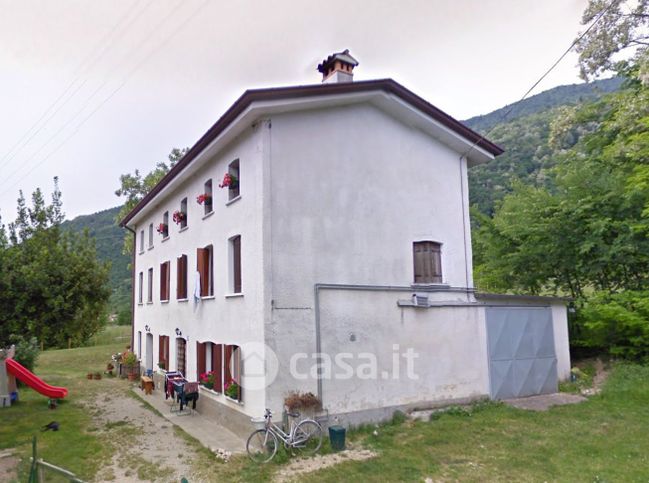 Casa indipendente in residenziale in Via sottocroda 85