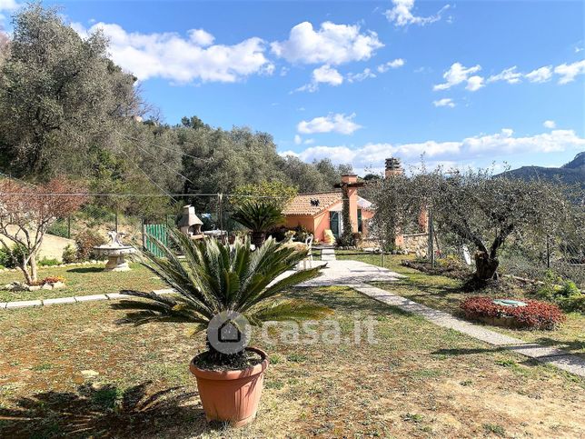 Villa in residenziale in sealza