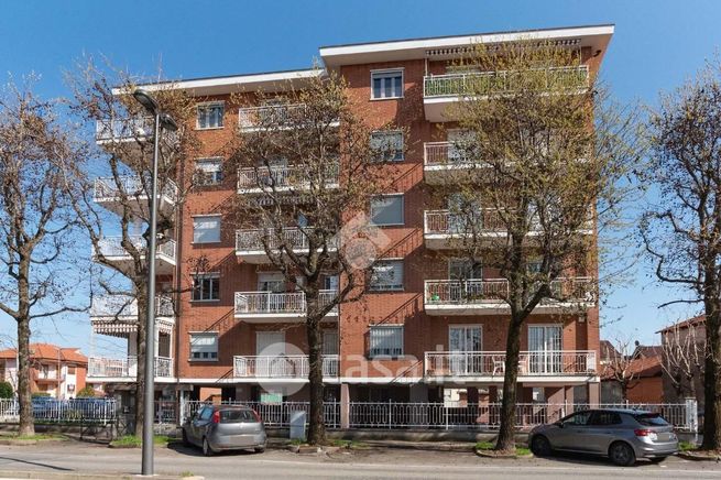 Appartamento in residenziale in Via Robassomero 25