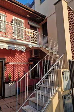 Appartamento in residenziale in Piazza Indipendenza 25