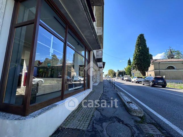 Garage/posto auto in residenziale in Via Montello 7