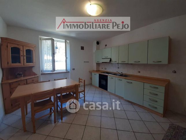 Appartamento in residenziale in Via Giovanni Casarotti 11